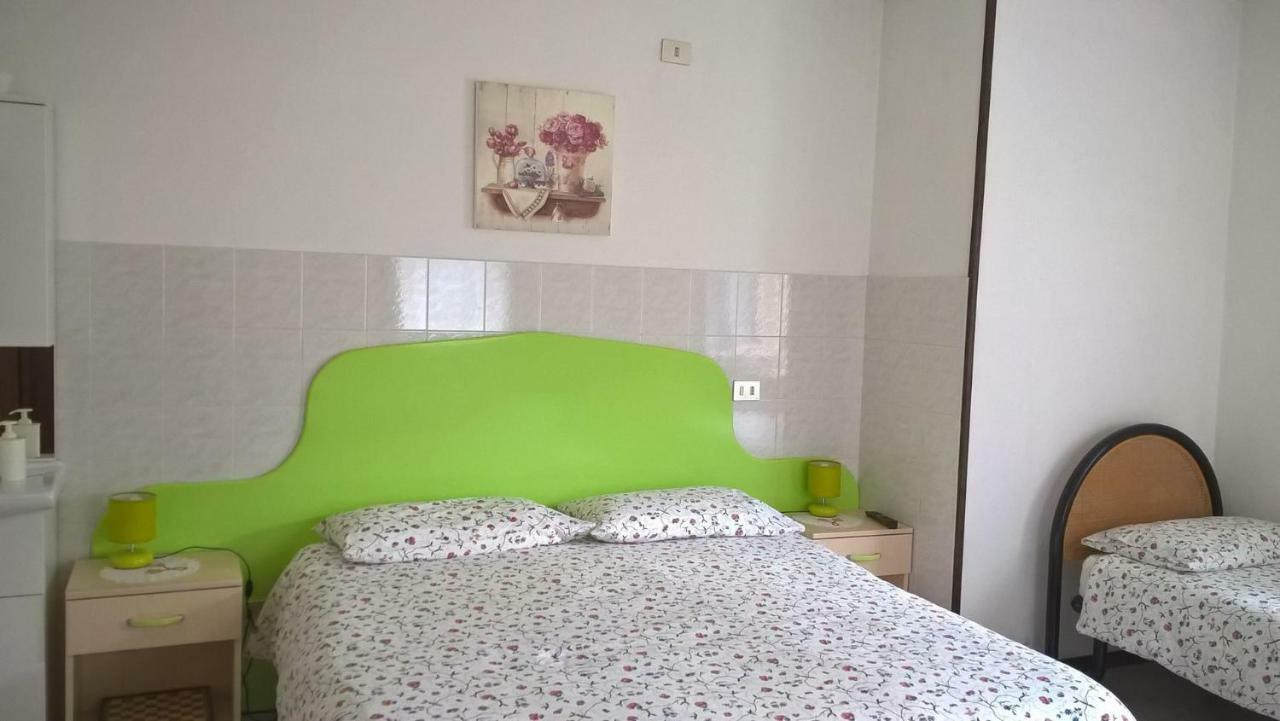 B&B Ai Pini Tiarno di Sopra Esterno foto